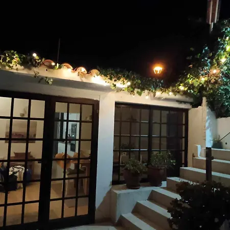 The Cliff Casa Marag *