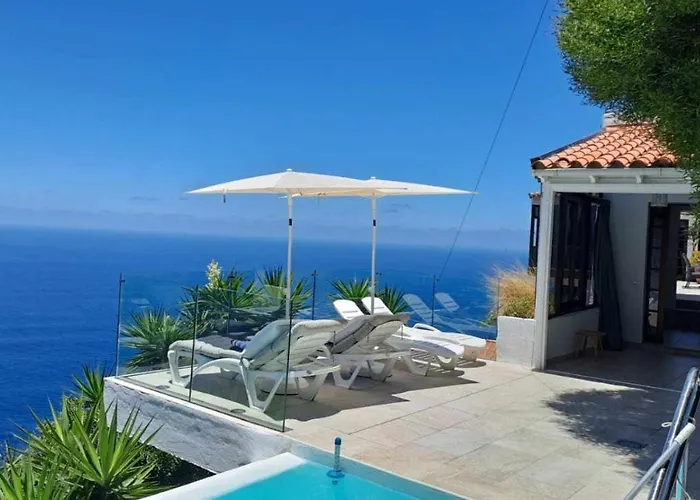 The Cliff Casa Marag Villa *