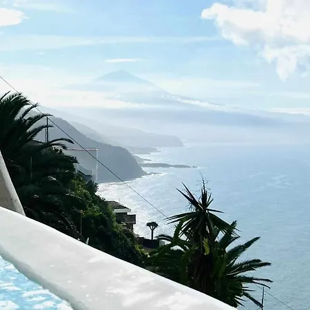 فيلة The Cliff Casa Marag