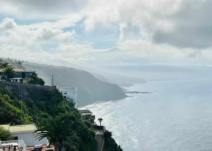 فيلة The Cliff Casa Marag *