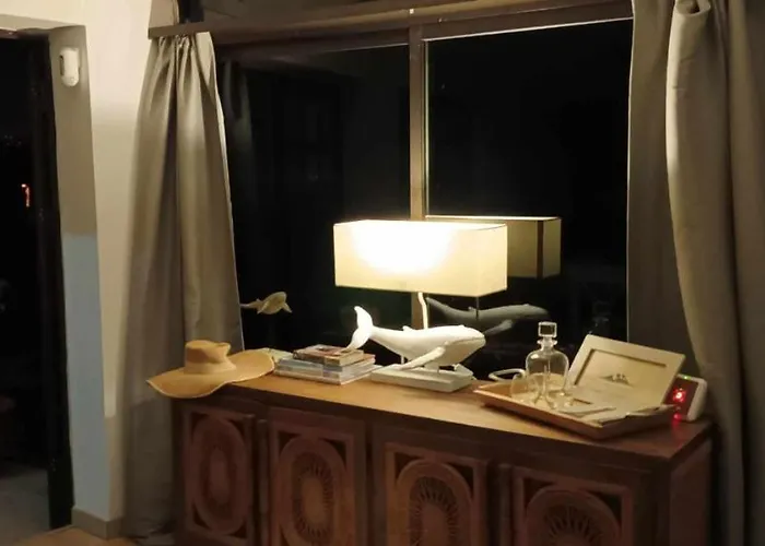 The Cliff Casa Marag فيلة *