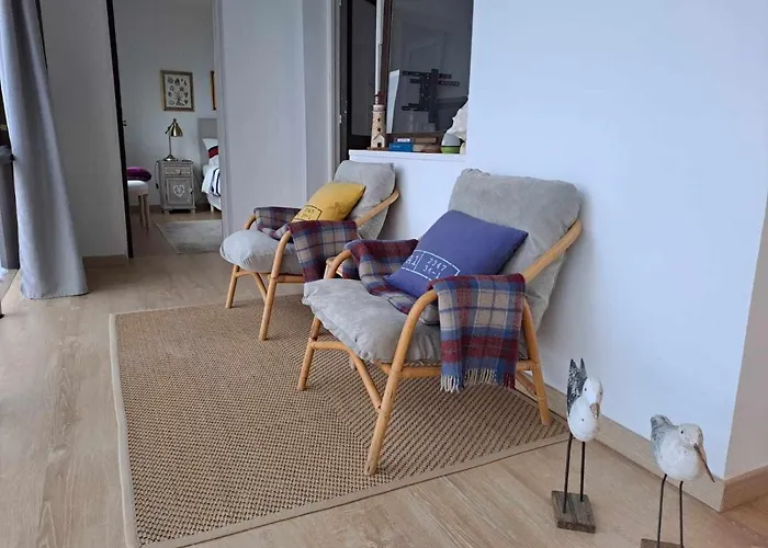 The Cliff Casa Marag *